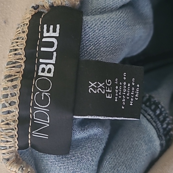 🤰Indigo Blue Jeans🤰 - Picture 6 of 9